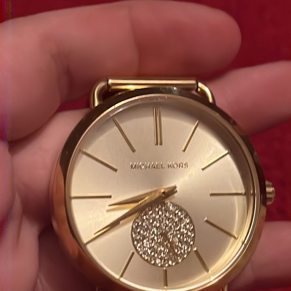 MICHAEL KORS
Women's Portia Gold-Tone Stainless Steel Mesh Bracelet Watch 37mm - Picture 2 of 4